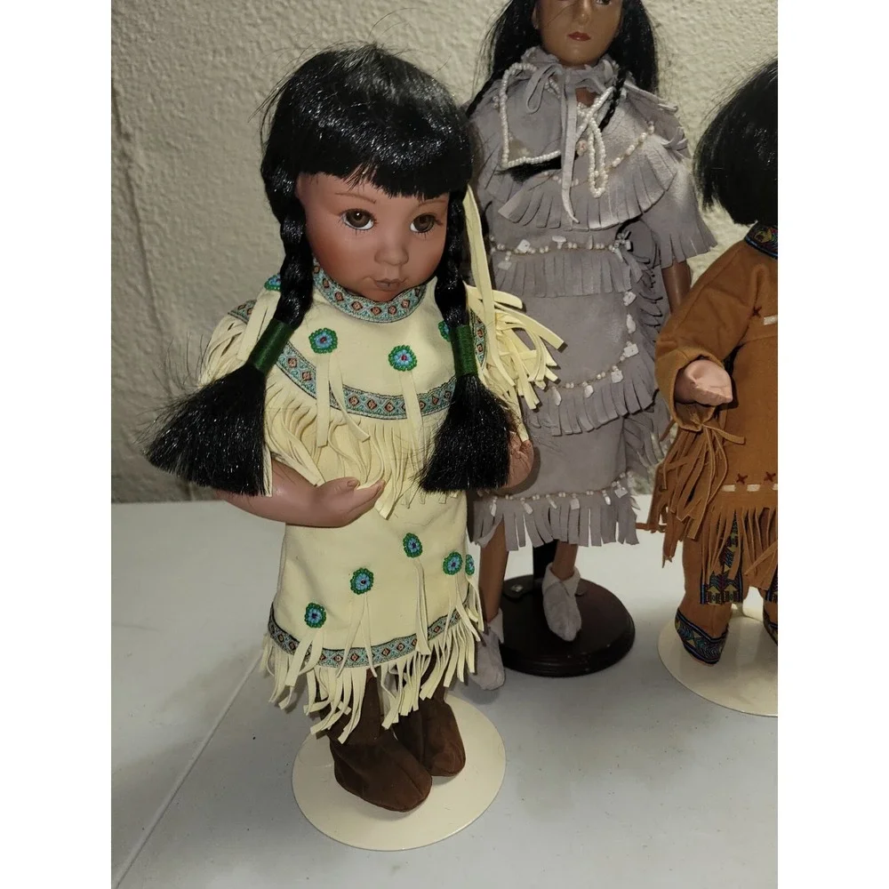 Porcelain Native American Doll Figures‎ Lot Of 4